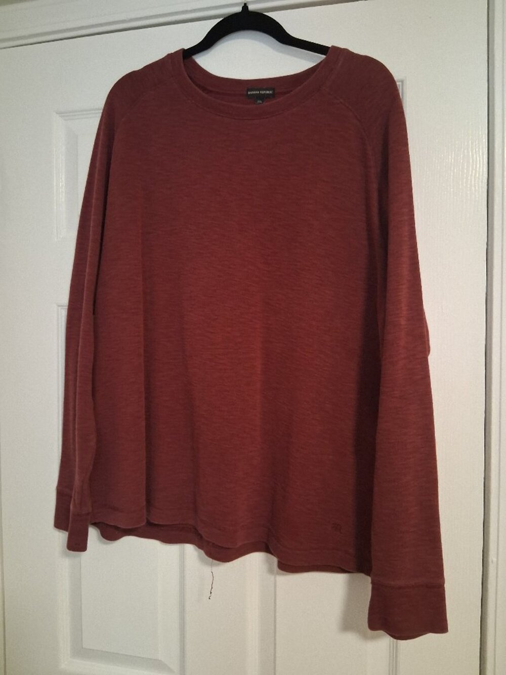 Men's Banana Republic sweater, Size XXL, Burgundy red.